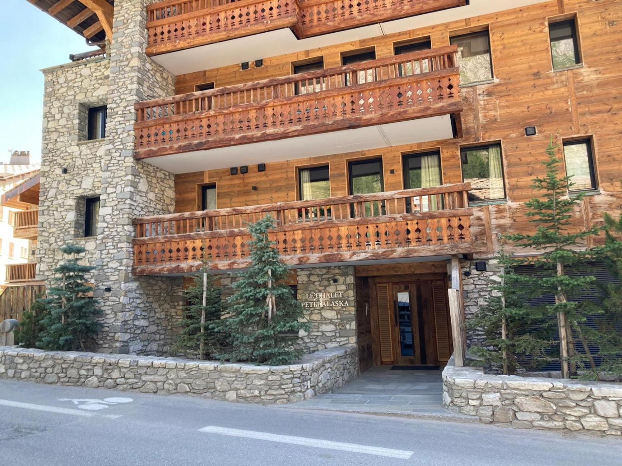 Appartement 95M², Sud-Est, Jacuzzi, Val D'Isere, 4 Suites, Parking, Animaux Ok - Fr-1-567-73 Luaran gambar
