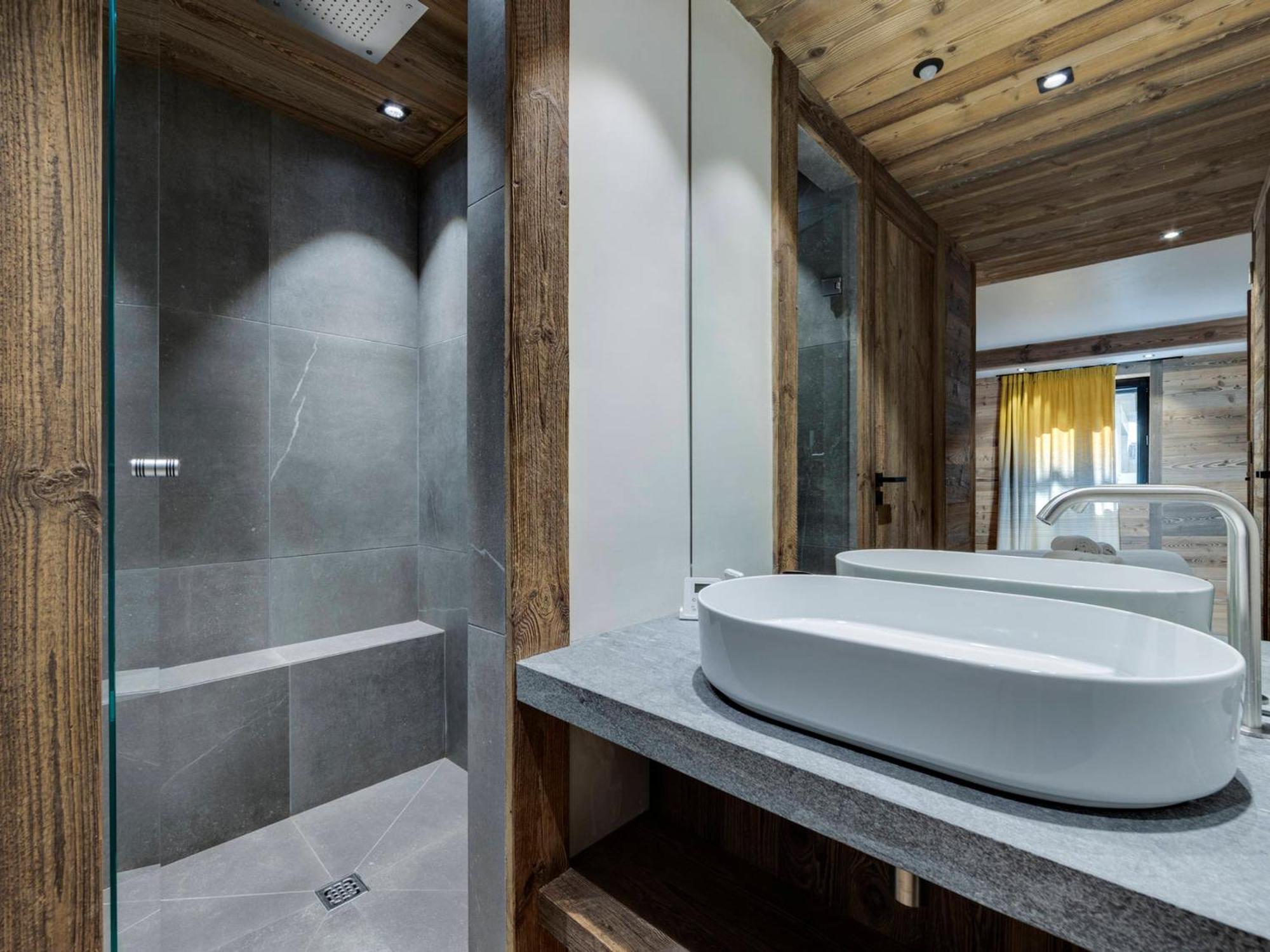 Appartement 95M², Sud-Est, Jacuzzi, Val D'Isere, 4 Suites, Parking, Animaux Ok - Fr-1-567-73 Luaran gambar